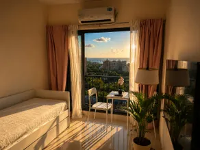 “Sunset & Sea View/Golden escape Near Juhu circle” - Image 4