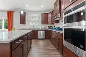 5BR House | 8 Beds | Garage | Garner / White Oak - Image 4