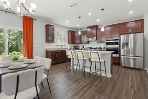 5BR House | 8 Beds | Garage | Garner / White Oak - Image 3