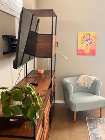 Workshop Apartment at The Far Away Farm - Image 5