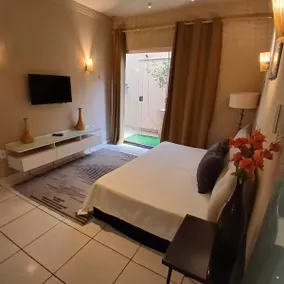 Cozy House! - Image 3