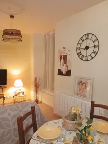 Cozy nest in the historic center - Image 4