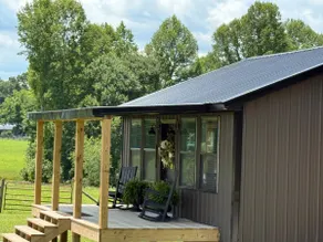 Tammy’s Cozy Cabin - Image 2