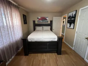 Linen Tiny Home - Image 3