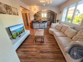 Large 3 room apartment with garden, parking Annecy - Image 2