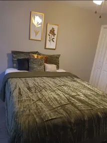 Modern 1BR | 3 Min Plants | LSU | Travel Pros - Image 5