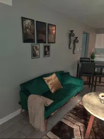 Modern 1BR | 3 Min Plants | LSU | Travel Pros - Image 3