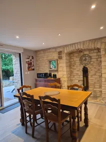 Beautiful renovated farmhouse with air conditioning - Image 3