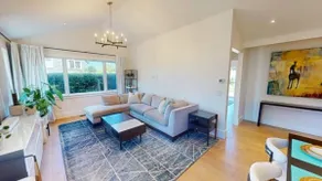 Designer Downtown Edmonds Retreat - Image 3