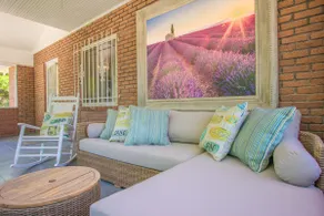 French Tea House in Old Town-Private Hot Tub-Pet Friendly! - Image 3