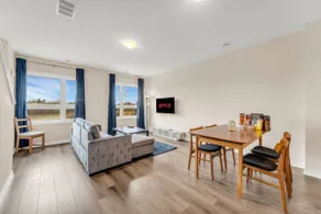 Niagara Falls Gem 4 Beds • Rooftop• City View - Image 3