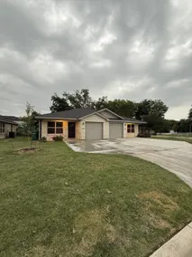 Home in Belton by Expo | Comfortable & Convenient - Image 2