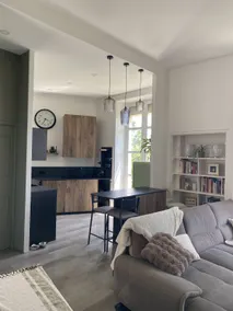 Apartment in a mansion - Image 3