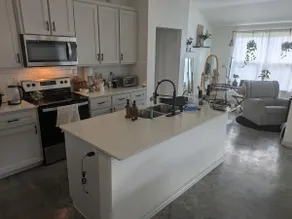 Cozy Green Bungalow in Nolanville | Entire Home - Image 2