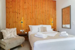 Bliss Luxury Suites 103 - Image 4