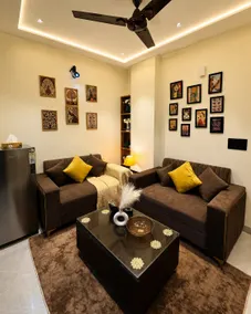 Emera Zavarim Auric 1BHK with Privé Cinema Lounge - Image 2
