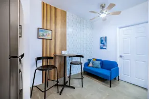 Sunset Suite |2 PPL |Top Location |Workspace |W&D - Image 4