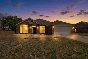 Upgraded Pool Home Minutes to UNT & Denton° - Image 2