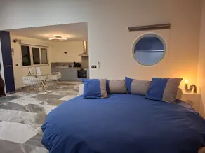 Romantic apartment - Image 2