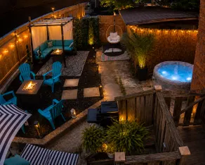 Steel Town Social~Hot Tub, Bayfront, GO. - Image 2
