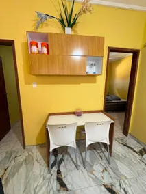 Cozy Apartment with Private Suite - Image 4