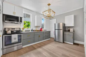 Downtown Columbus l Pet Friendly group stay - Image 3