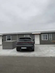 Brand New 3 Bedroom House 5 minutes from Airport - Image 3