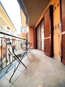 Beautiful three-room apartment 600 meters from the center - Image 3