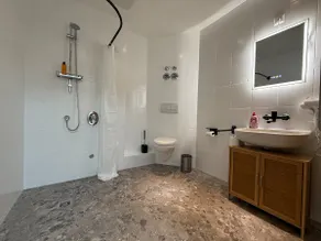 Modern studio apartment in Stuttgart center - Image 5
