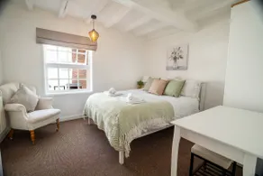 Cosy 2-Bed Cottage in Historic Darley Abbey - Image 2