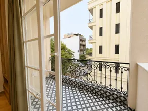 Luxury 1BHK-House of Sol, Golf Course Road - Image 5