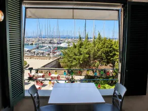 La Terrazza sul Porto, sea on foot and parking space - Image 5