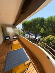 Chic Apartment - Terrace and Beach within walking distance - Image 2