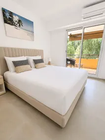 Chic Apartment - Terrace and Beach within walking distance - Image 3