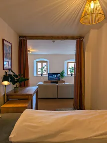 Altmühltal: Live in a 500-Year-Old Manor Estate - Image 2
