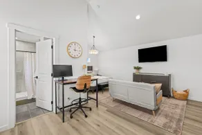 Modern Studio Retreat w/ Dedicated Office - Image 5