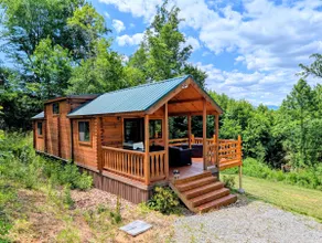 Sunrise View Cabin - Image 3