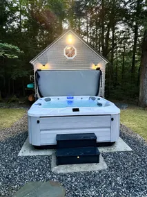 Hot Tub | Steps to Lake, Golf & Theater - Image 2