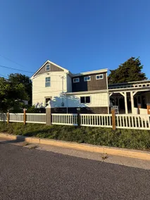 Minimalist Escape - 4 Bedroom - Image 5