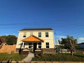 Minimalist Escape - 4 Bedroom - Image 2