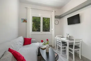 30Roses House - Image 4