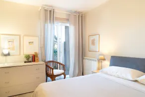 Mediterranean design, terrace and private parking - Image 3