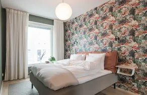 Stylish 2 BR | 24h store | Balcony - Image 3