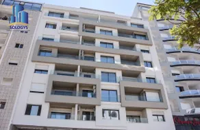 Luxury Apartment & Prime Location - Image 2