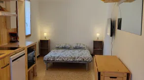 House in the heart of the village - Image 5