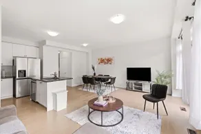 Soleil Nest - 5 beds, 2.5 baths, 2 park, Backyard - Image 4