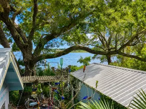 Mermaid’s Rest | Bayfront Retreat - Image 4