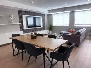 Modern 2BR Suite in Downtown Toronto 1200 sq/ft - Image 5