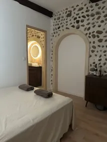 “Le Petit Palais” in the very center of Valence - Image 5