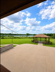The Hunting Lodge at Lakeside Cedar Lodge - Image 4